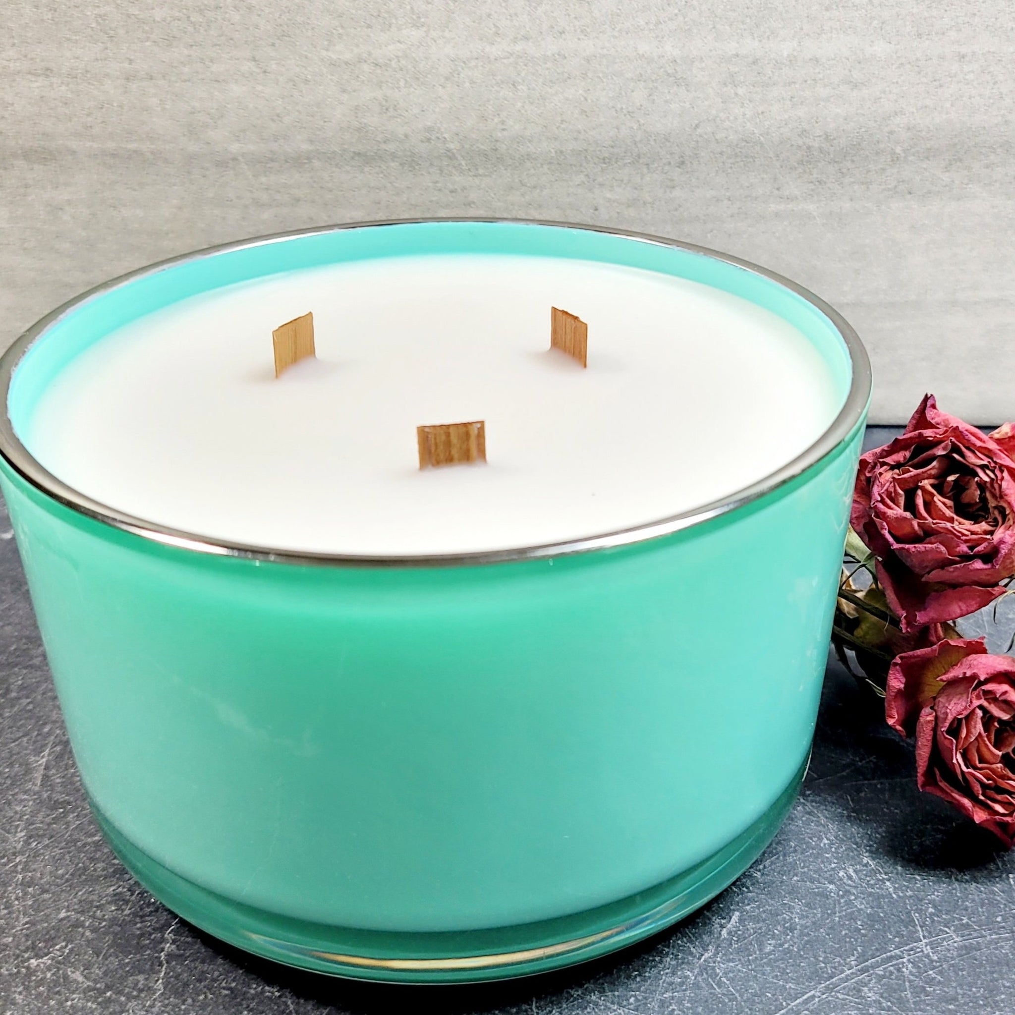 Forevermore Bowl in Tiffany Blue